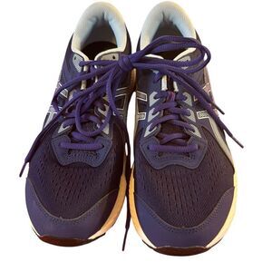 ASICS Gel-Contend 8 Women’s Running Shoe in Ladies size 8.5W